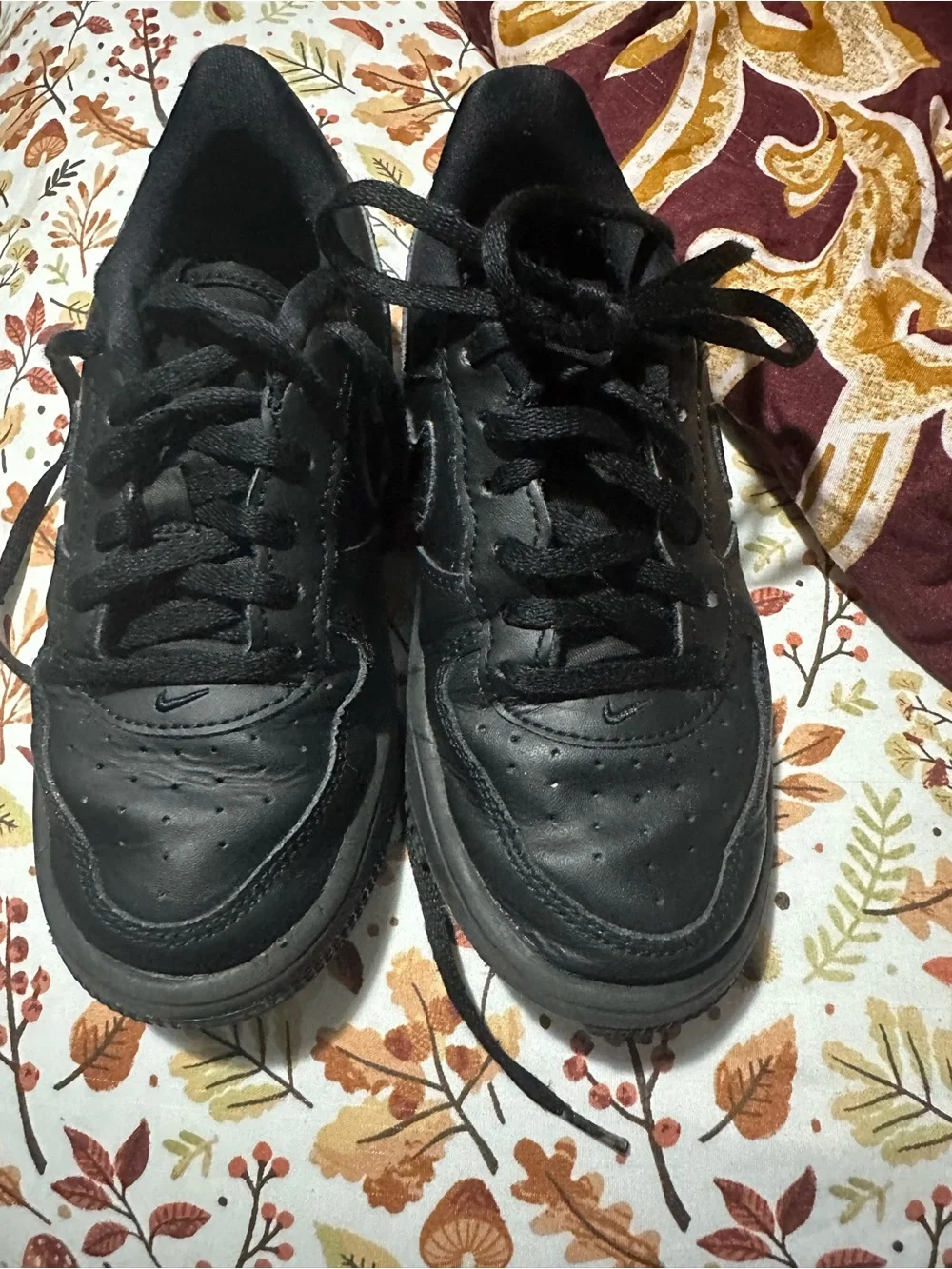 Nike Black Kids Low-Top Lace-Up Sneakers